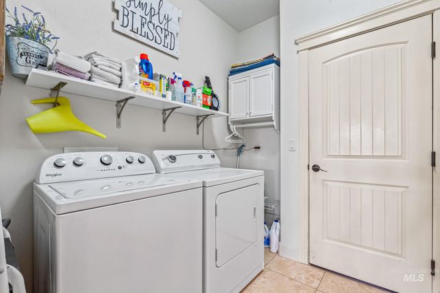 2813 S Bayhill Ct, Nampa, ID 83686