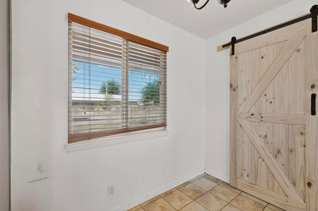 1935 El Dorado Loop, Bosque Farms, NM 87068