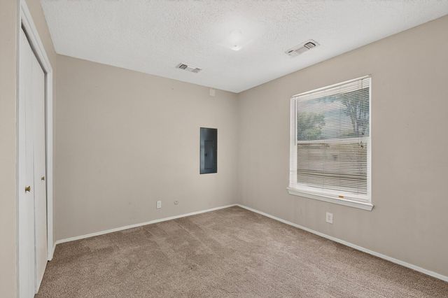 1935 El Dorado Loop, Bosque Farms, NM 87068