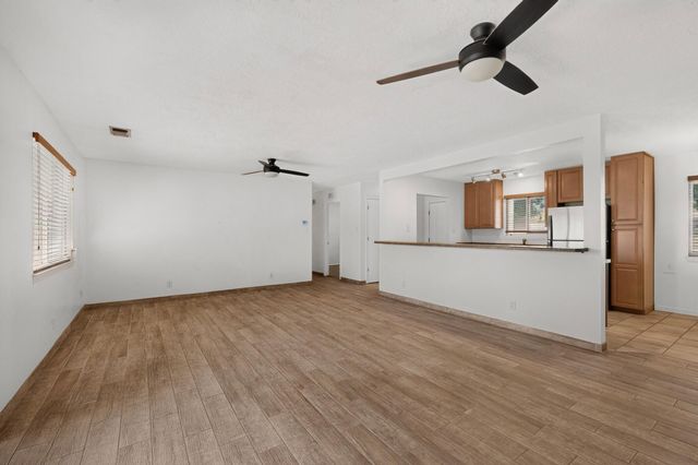 1935 El Dorado Loop, Bosque Farms, NM 87068