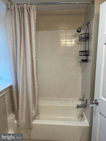 5400 LEBANON AVE, Philadelphia, PA 19131