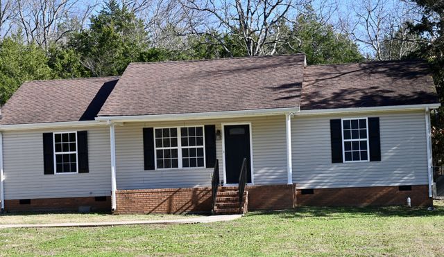 1513 Rebecca Dr, Chapel Hill, TN 37034