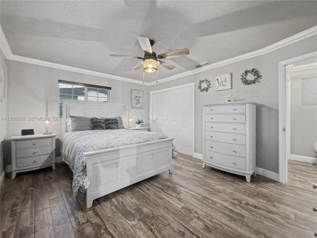 11040 NW 22nd St, Pembroke Pines, FL 33026