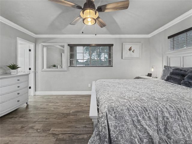 11040 NW 22nd St, Pembroke Pines, FL 33026