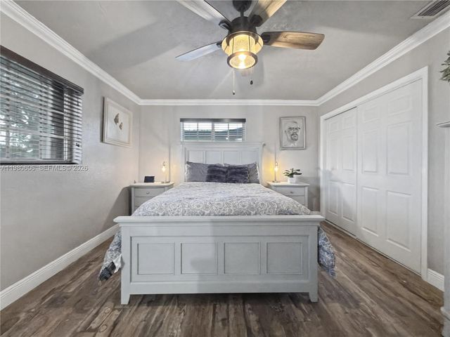 11040 NW 22nd St, Pembroke Pines, FL 33026