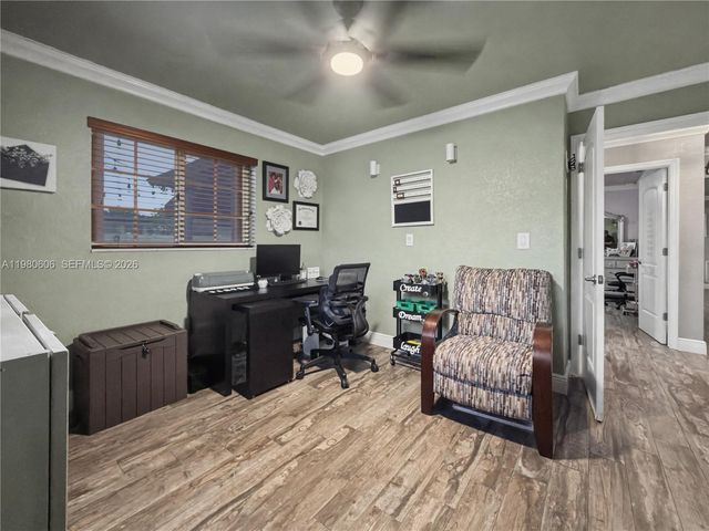 11040 NW 22nd St, Pembroke Pines, FL 33026