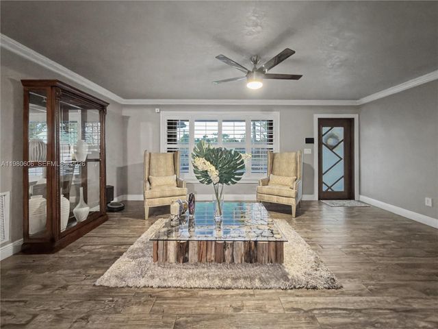 11040 NW 22nd St, Pembroke Pines, FL 33026