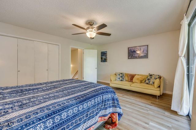 2420 Volunteer Parkway Apt 15, Bristol, TN 37620