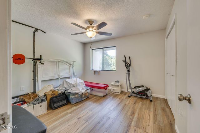 2420 Volunteer Parkway Apt 15, Bristol, TN 37620