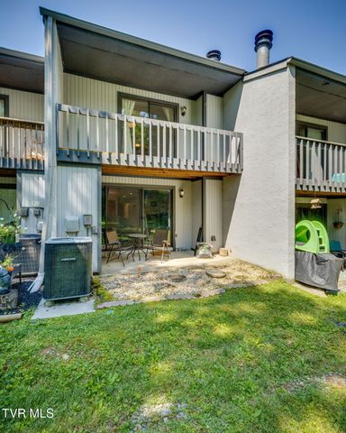 2420 Volunteer Parkway Apt 15, Bristol, TN 37620