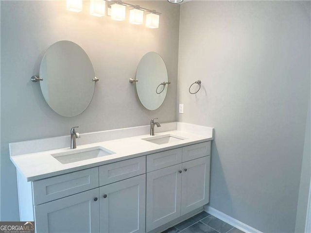 2715 Sterling Creek, Snellville, GA 30078