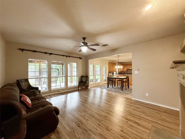 5229 Saint Croix Lane, Fort Worth, TX 76137