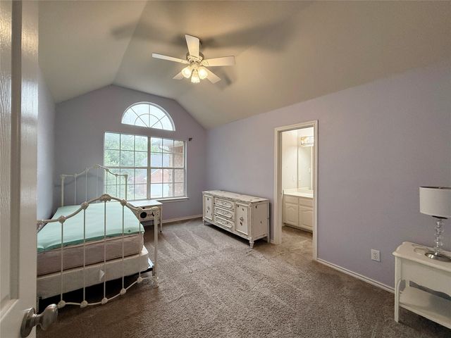 5229 Saint Croix Lane, Fort Worth, TX 76137