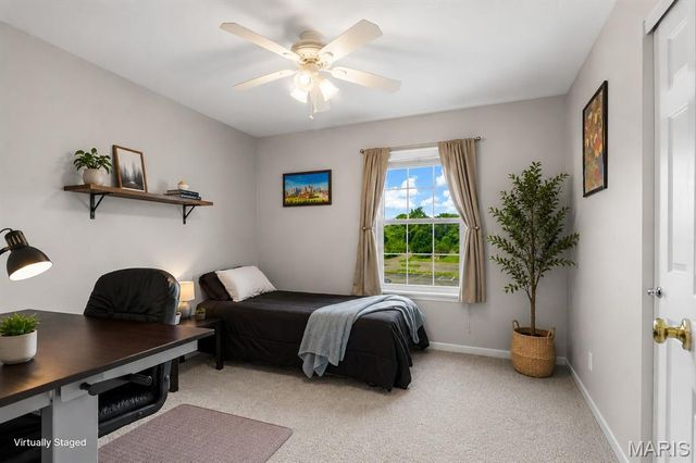 1233 Saravalle Drive, St Peters, MO 63376
