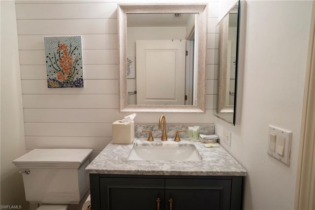 1045 Sandpiper ST # G204, Naples, FL 34102