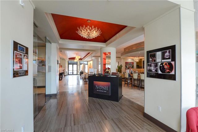 1045 Sandpiper ST # G204, Naples, FL 34102