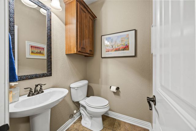 2737 N Signet Place, Fayetteville, AR 72703