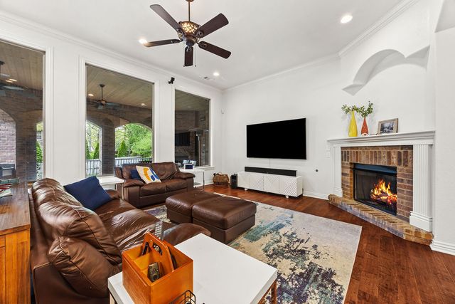 2737 N Signet Place, Fayetteville, AR 72703