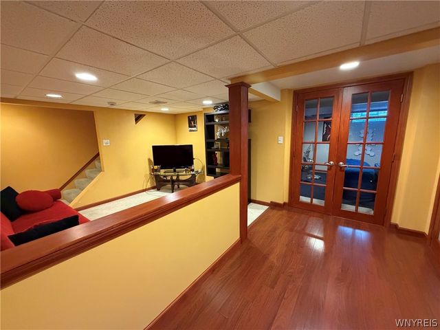 14 Hitching Post Lane, Amherst, NY 14228