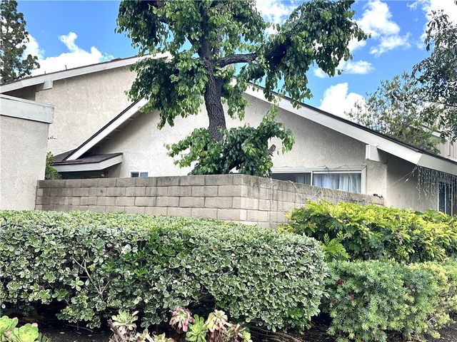 2 Snapdragon, Irvine, CA 92604