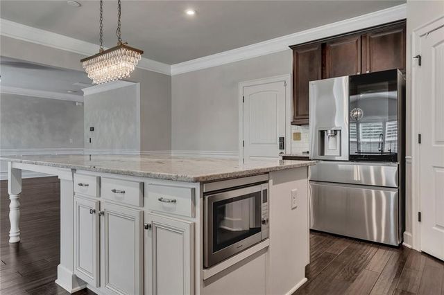 142 Madison Street, Canton, GA 30115