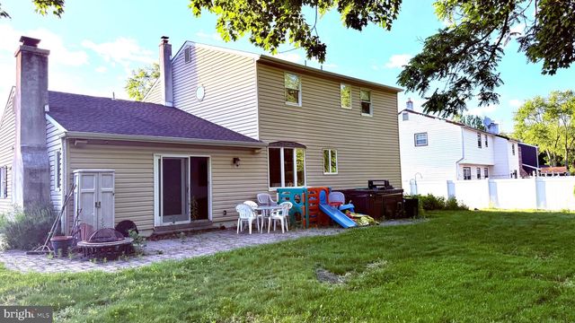 140 JACQUELINE AVE, Delran, NJ 08075