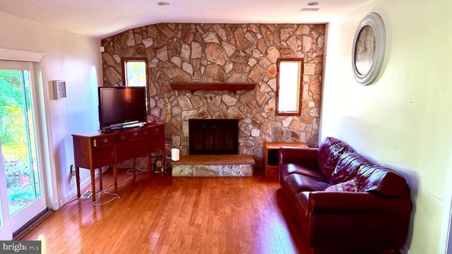 140 JACQUELINE AVE, Delran, NJ 08075