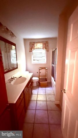 140 JACQUELINE AVE, Delran, NJ 08075