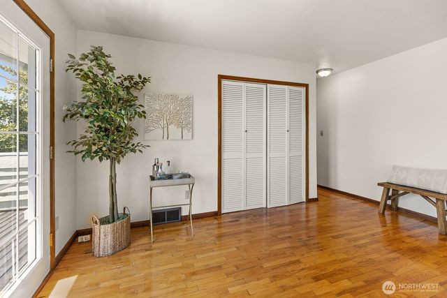 605 S Charleston Avenue, Bremerton, WA 98312