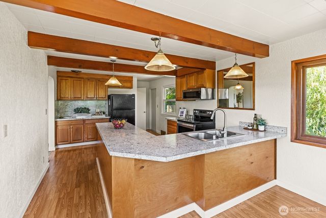 605 S Charleston Avenue, Bremerton, WA 98312