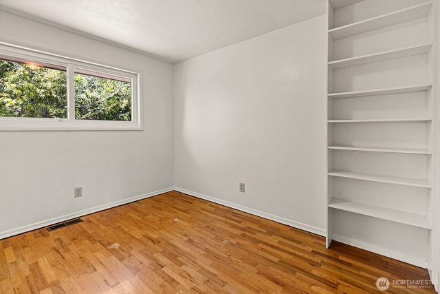 605 S Charleston Avenue, Bremerton, WA 98312