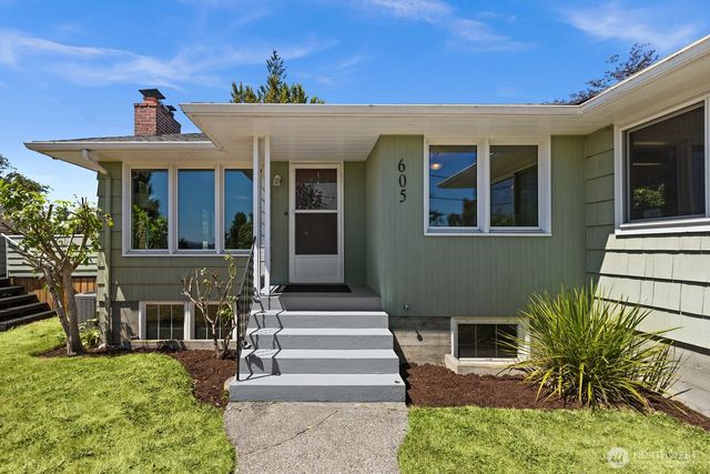 605 S Charleston Avenue, Bremerton, WA 98312