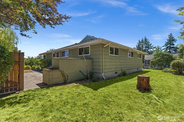 605 S Charleston Avenue, Bremerton, WA 98312