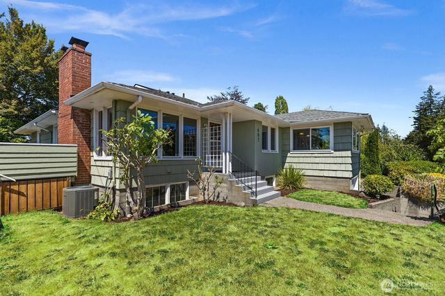 605 S Charleston Avenue, Bremerton, WA 98312