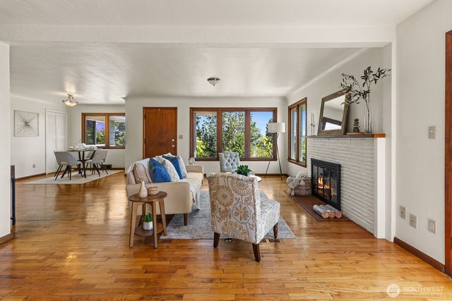 605 S Charleston Avenue, Bremerton, WA 98312