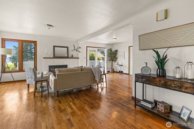 605 S Charleston Avenue, Bremerton, WA 98312