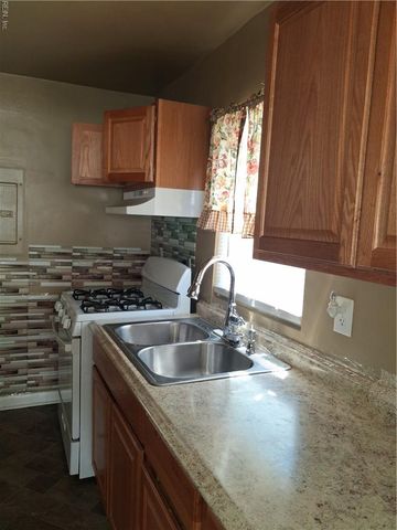 7422 Davidson ST, Norfolk, VA 23513