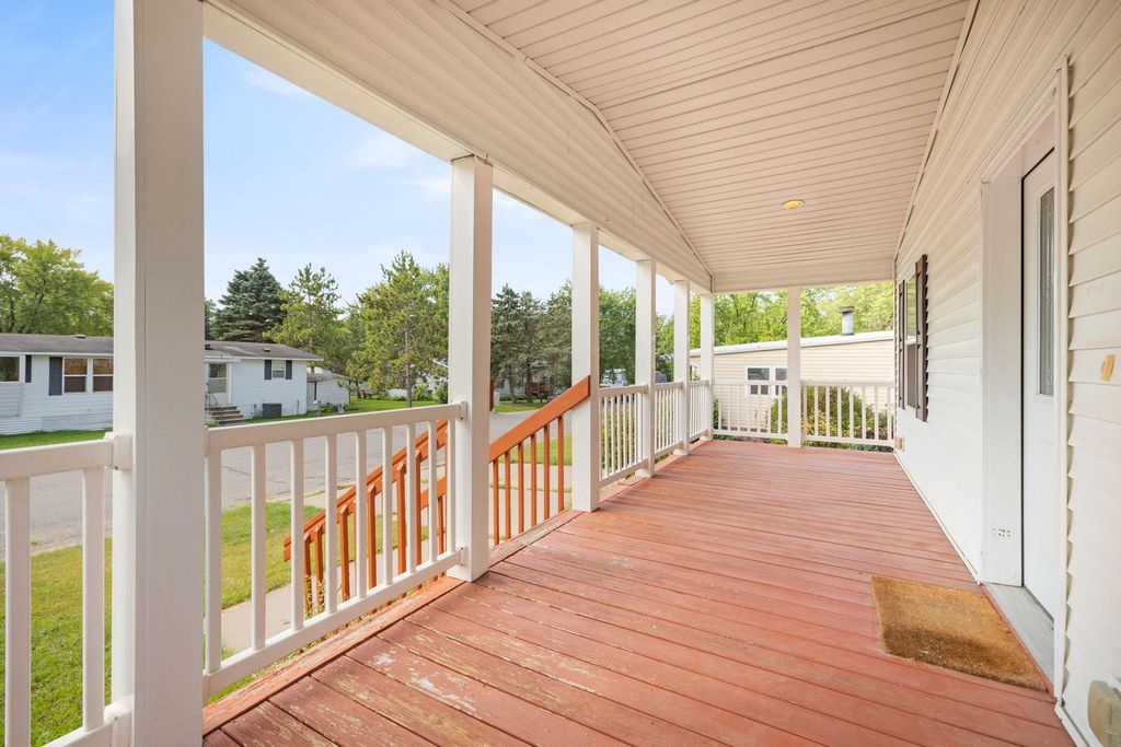 1845 83rd Street W, Inver Grove Heights, MN 55077 — photo 4