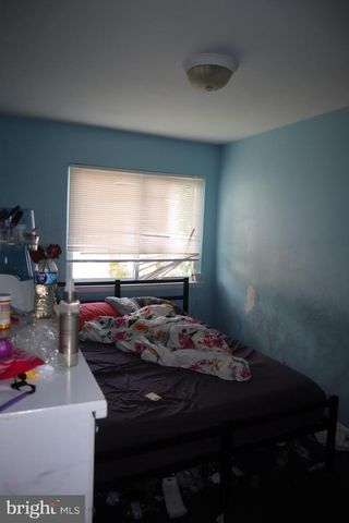 1260 BARNABY TER SE, Washington, DC 20032