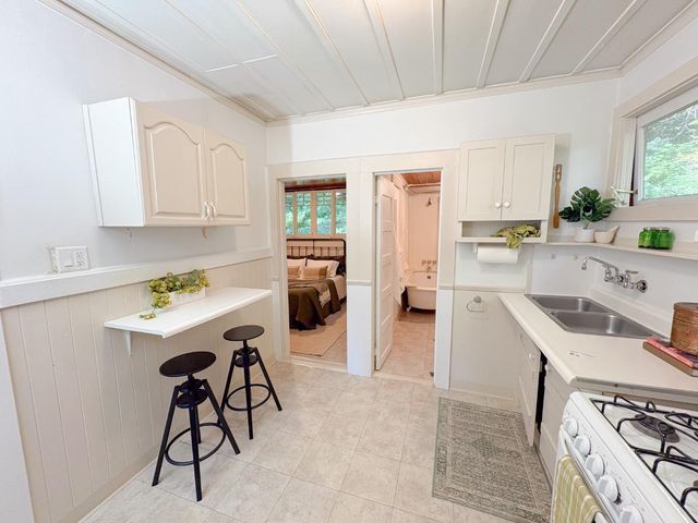 8787 Highway 9, Ben Lomond, CA 95005