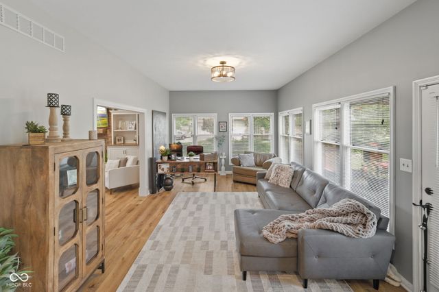 1291 Eagle Valley Drive, Greenwood, IN 46143