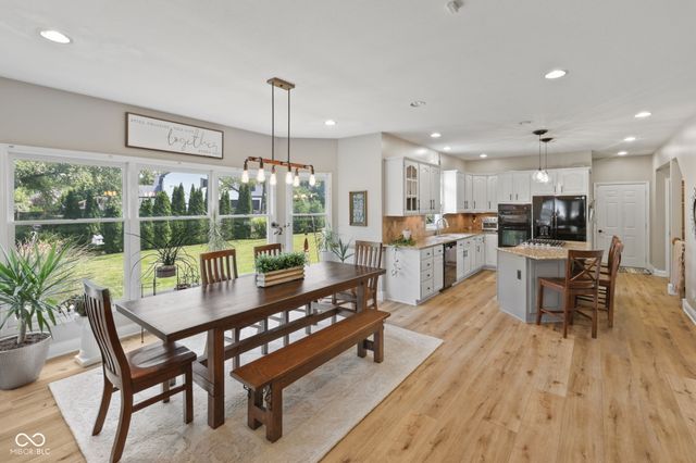 1291 Eagle Valley Drive, Greenwood, IN 46143