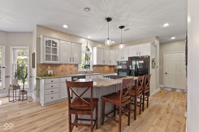 1291 Eagle Valley Drive, Greenwood, IN 46143