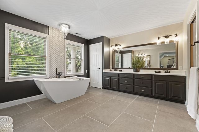 1291 Eagle Valley Drive, Greenwood, IN 46143