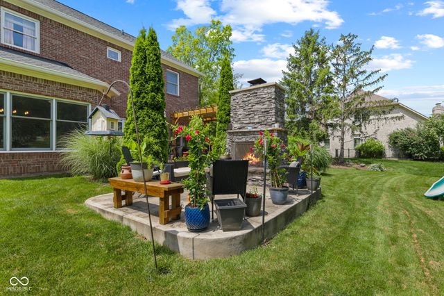 1291 Eagle Valley Drive, Greenwood, IN 46143