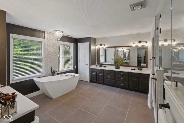 1291 Eagle Valley Drive, Greenwood, IN 46143