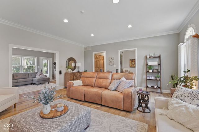 1291 Eagle Valley Drive, Greenwood, IN 46143