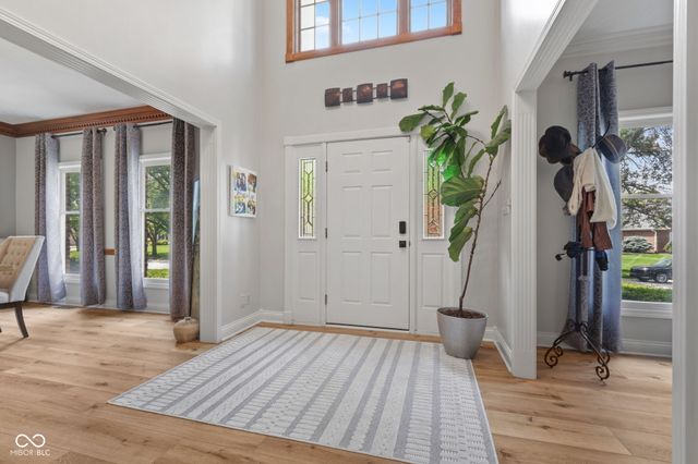 1291 Eagle Valley Drive, Greenwood, IN 46143