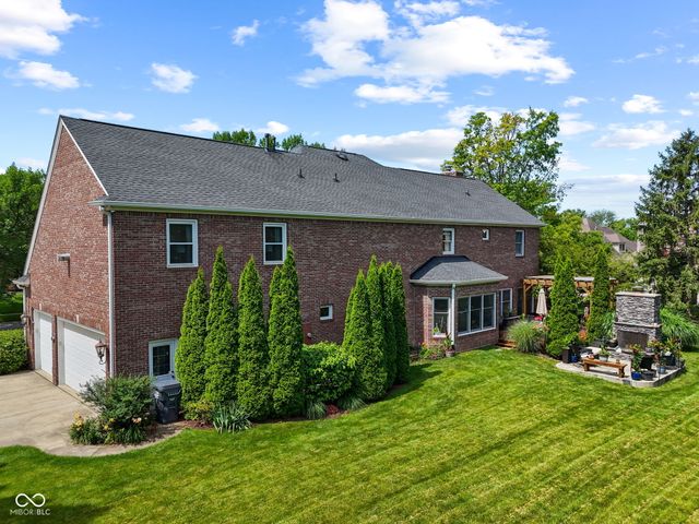 1291 Eagle Valley Drive, Greenwood, IN 46143