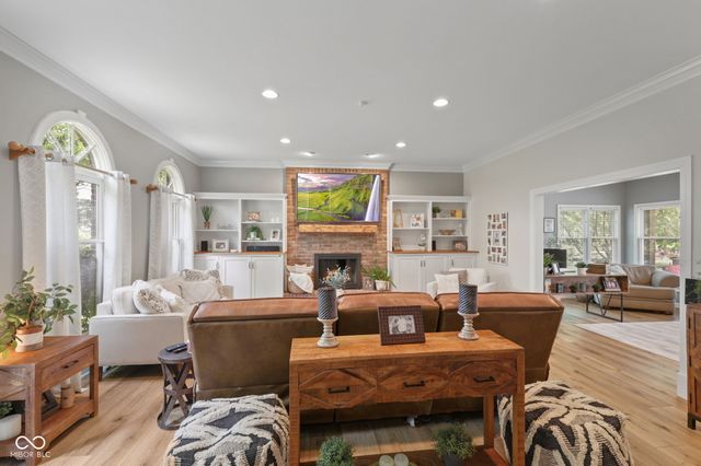 1291 Eagle Valley Drive, Greenwood, IN 46143
